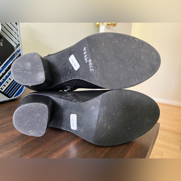 Material Girl ankle booties, size 9.5 - Picture 6 of 10